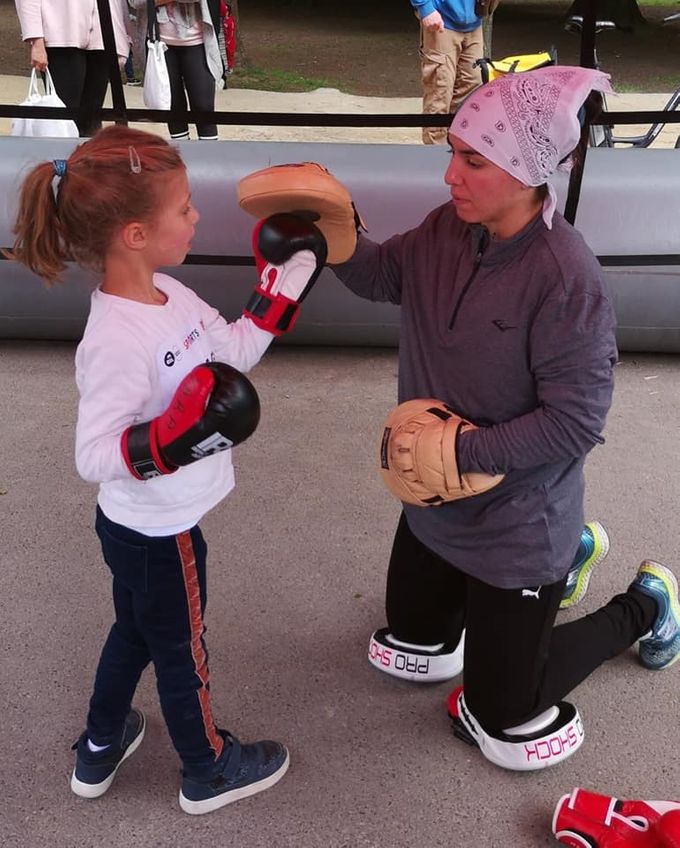 DJANAN TURA championne de Belgique amateur de BOXE OLYMPIQUE.